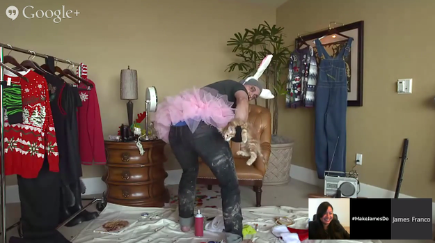 James Franco dançando o twerk com um gato
