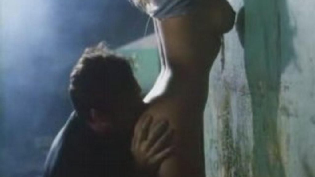 Em Desejo Fatal tem a cena de sexo anal com Pamela Anderson