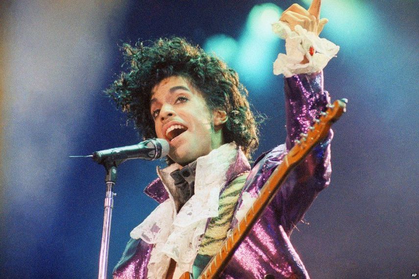 O cantor Prince morreu aos 57 anos.