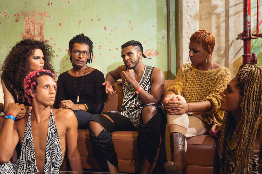 Artistas trans falam sobre diversidade na música