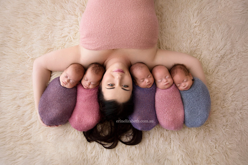 Mãe de quíntuplos e seus bebês