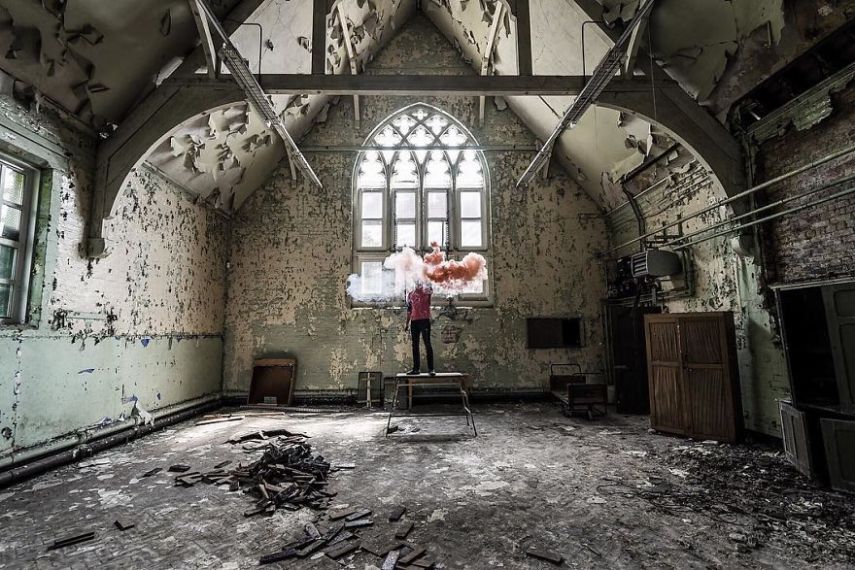 O fotógrafo inglês Simon Yeung é o dono do conta de Instagram @irnmonkey, que reúne lugares incríveis e abandonados