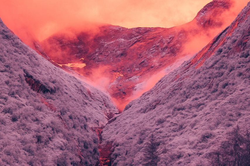 Fotos infravermelhas transformam paisagens do Alasca em outro planeta