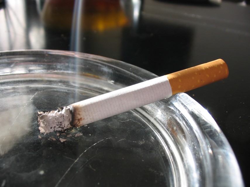 Especialista alertou para inflamações na pele causadas pelo consumo de tabaco