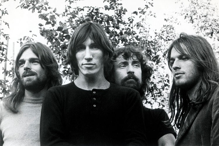 O Pink Floyd teve vários nomes antes de adotar o que o consagrou: Tea Set, Sigma 6, The Screaming Abdabs and Leonard's Lodgers.