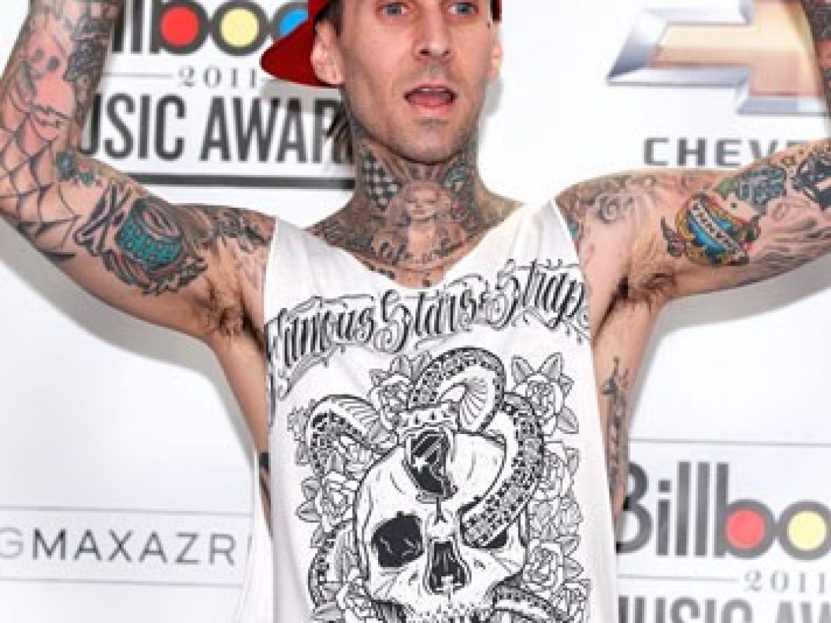 Baterista do Blink-182 quer ser hipnotizado para poder vir ao Brasil –  Vírgula, image size:1200x900