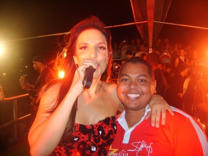 Os fãs de Veveta e a cantora são quase como uma coisa só. Ela é maravilhosa e tá sempre sendo homenageada pelos seguidores do axé!