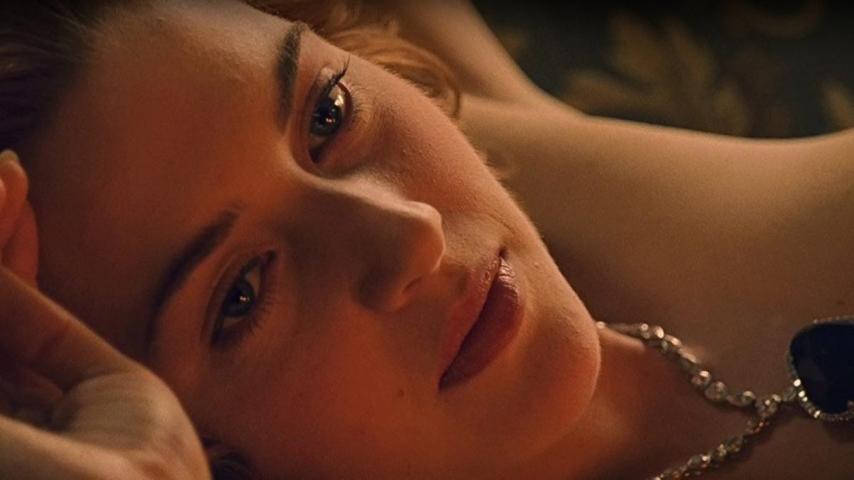 Kate Winslet diz que desenho dela nua de Titanic ainda a “assombra” –  Vírgula