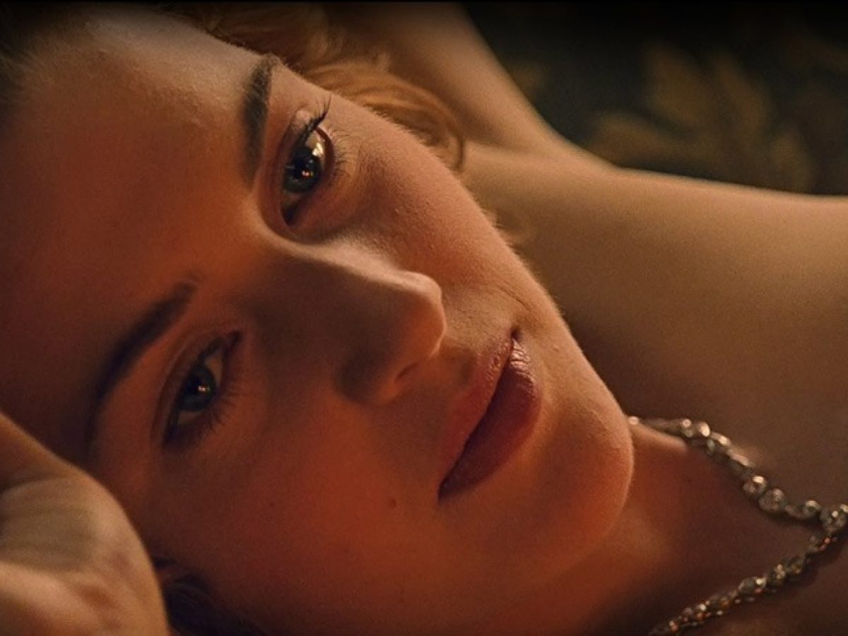 Kate Winslet diz que desenho dela nua de Titanic ainda a “assombra” –  Vírgula