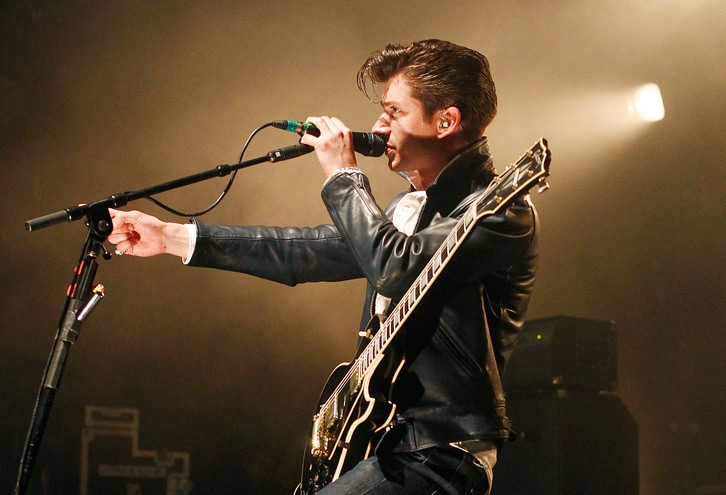 Arctic Monkeys, Jane's Addiction e Skrillex são os destaques do segundo dia  do Lollapalooza Brasil – Vírgula