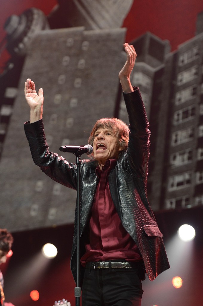 Paul McCartney, Nirvana e Rolling Stones fazem show para ajudar vítimas do furacão 