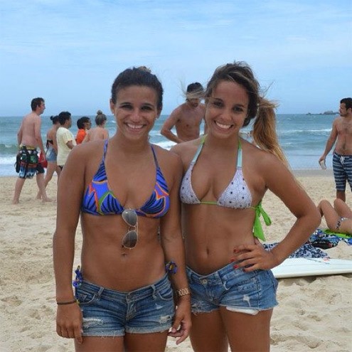 Outro tipo de foto que Jade gosta são as tiradas na praia