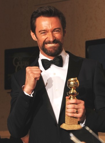 Globo de Ouro - Hugh Jackman, de Os Miseráveis, com o prêmio de melhor ator (comédia ou musical)