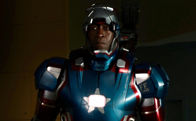 Don Cheadle, que fez Rhodes em Homem de Ferro 3, estará em Os Vingadores 2