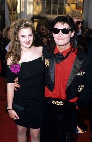 Em 1989, a atriz tornou público o romance com Corey Feldman