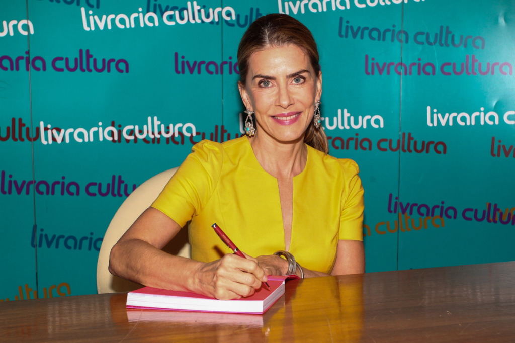 Veja foto da atriz e botafoguense Maitê Proença
