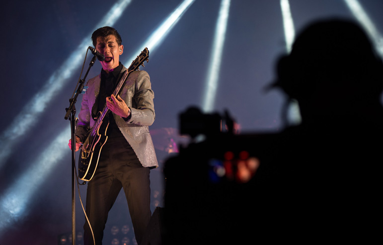 Arctic Monkeys são maiores que Lady Gaga nos EUA, afirma responsável do Tumblr