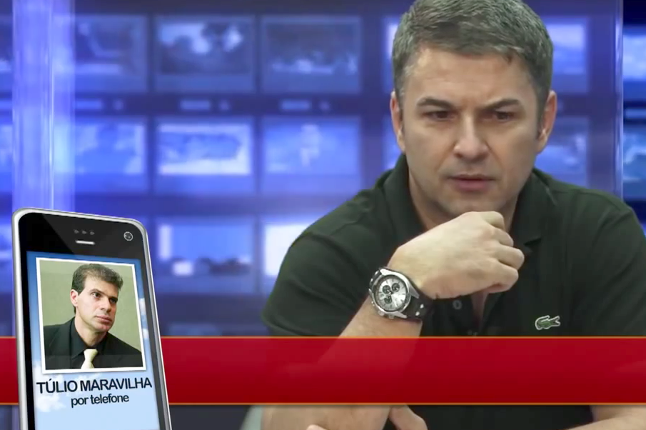 Túlio Maravilha recebe trote e seu milésimo gol vira piada