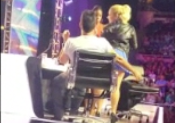 Chegou a vez da Demi Lovato mostrar seu twerk; veja!