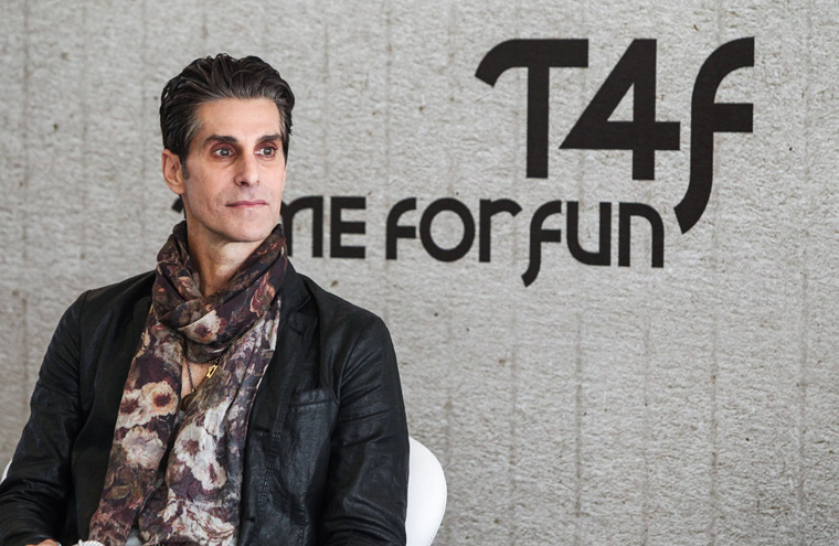 Lollapalooza 2014: vendas começam em novembro e Farrell promete "de oito a dez bandas relevantes por dia"