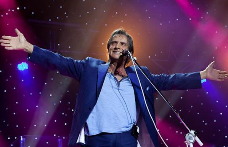 Roberto Carlos quer produzir filme baseado em sua vida