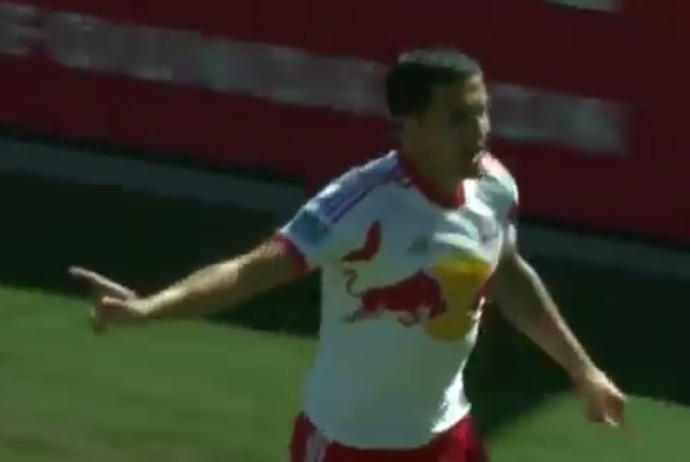 Australiano Tim Cahill marca o gol mais rápido da história da MLS; confira