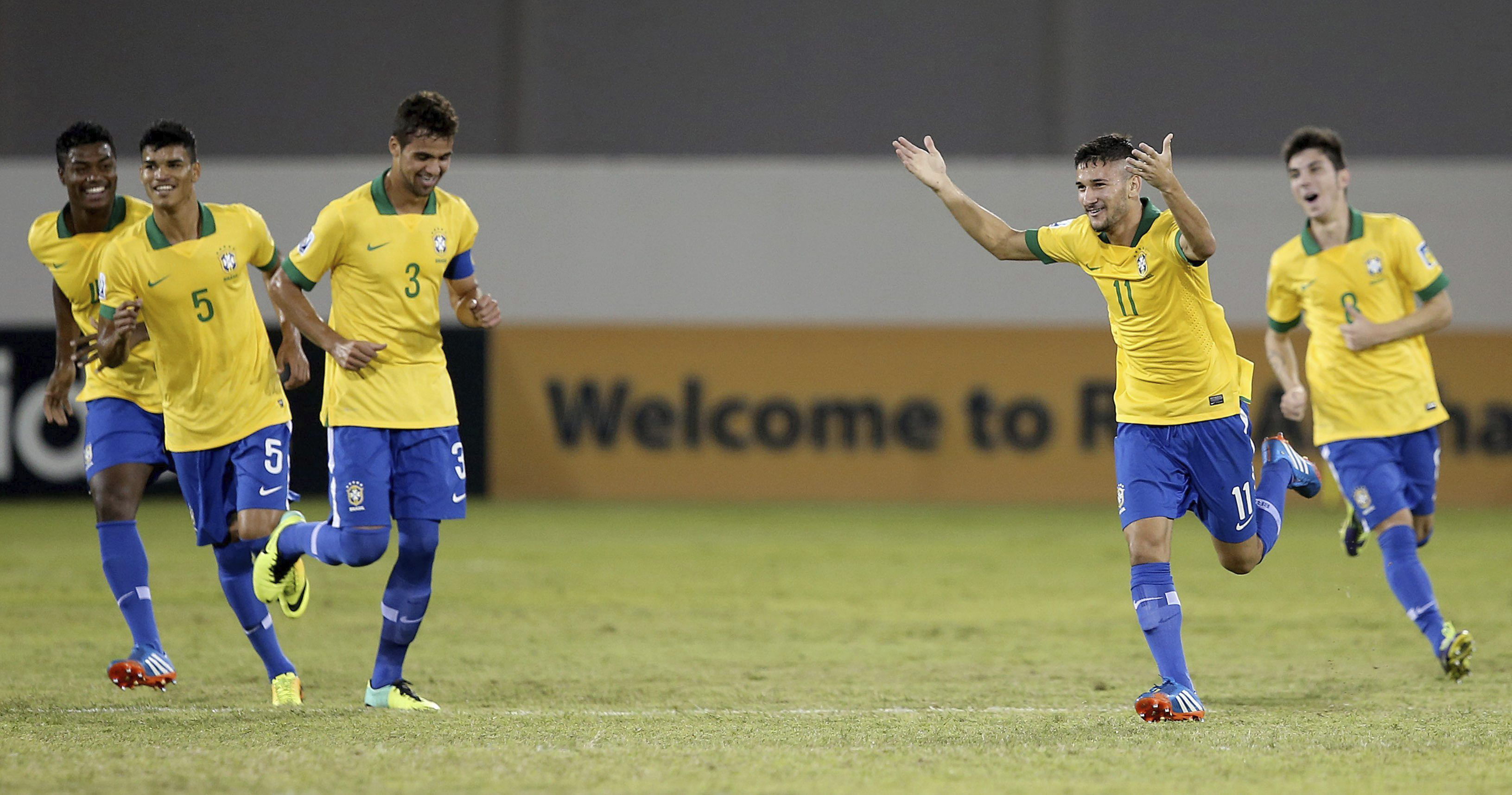 Brasil vence Honduras e garante 1º lugar do grupo A do Mundial sub-17