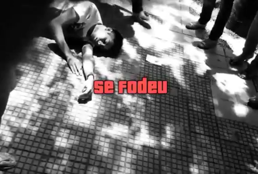 Tombão na entrada do ENEM ganha versão à la GTA V