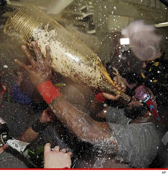 Red Sox conquista título e comemoração tem direito a champagne de 100 mil dólares