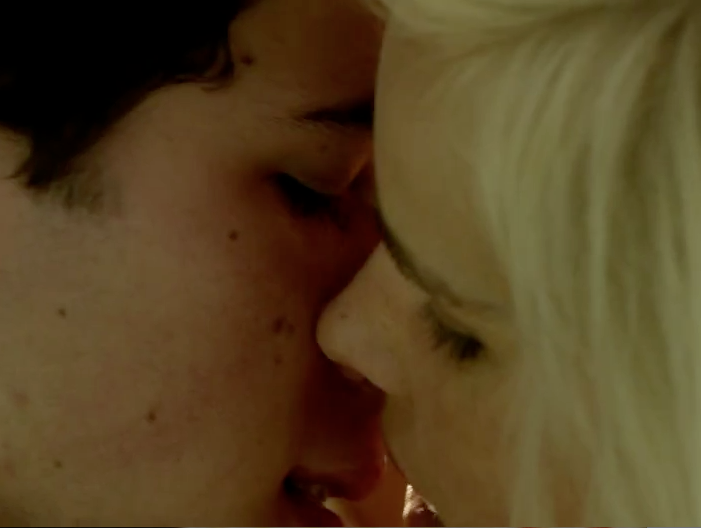 Com Nick Jonas "pegador", Careful What You Wish For divulga primeiro teaser