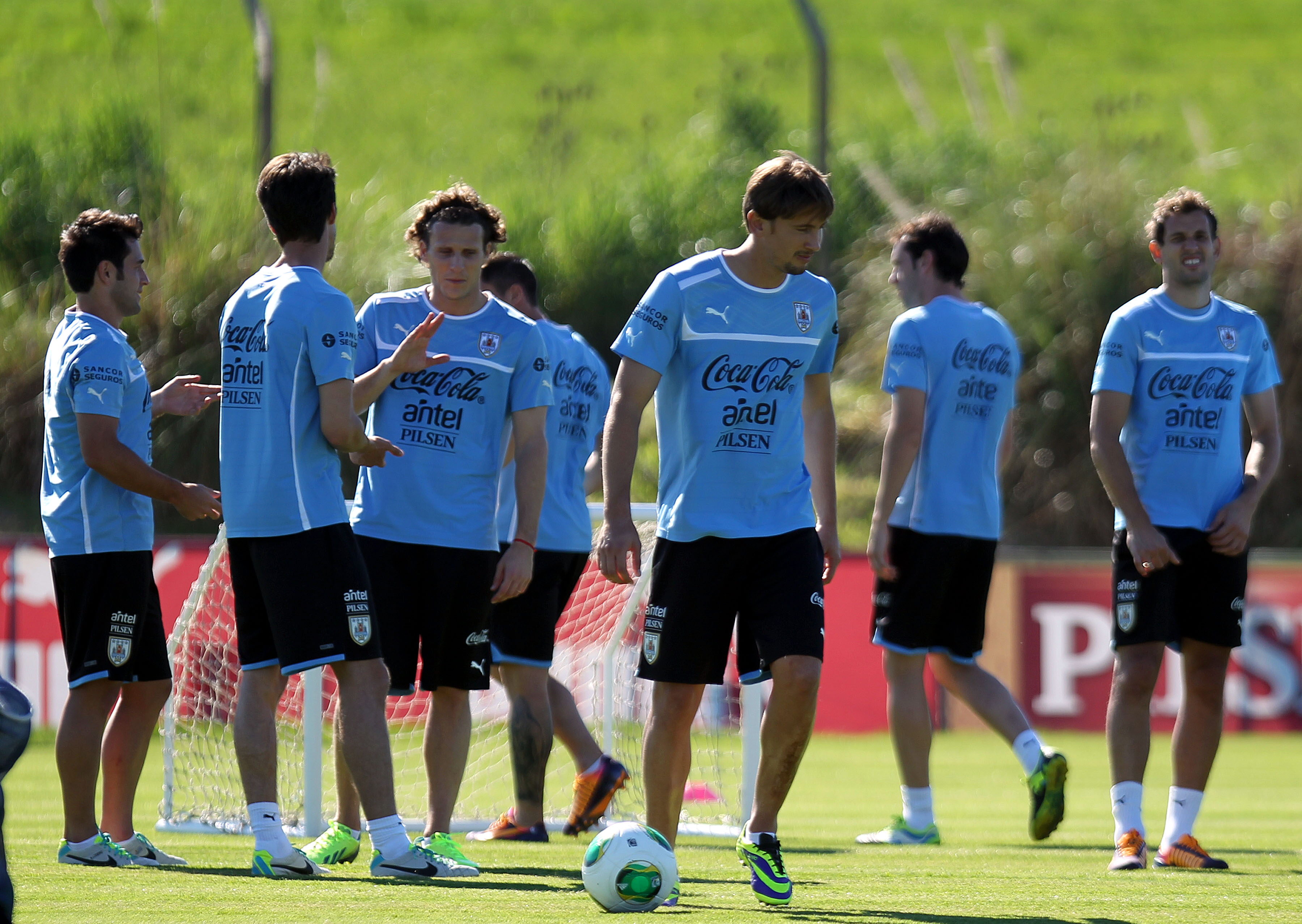 Uruguaios compram 50 mil ingressos para jogo contra Jordânia em 2 horas