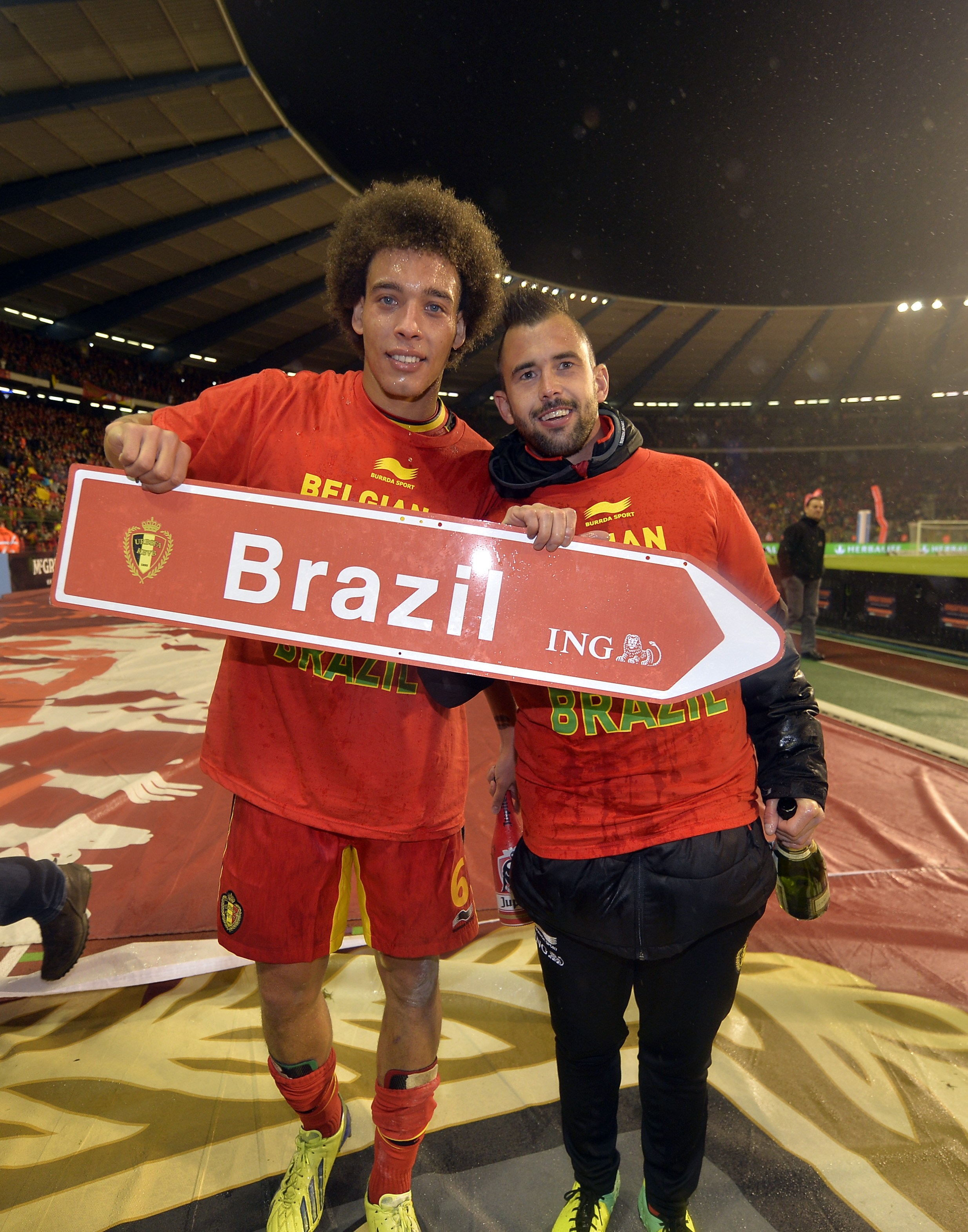 Com Januzaj na lista, Wilmots anuncia pré-convocados da seleção belga
