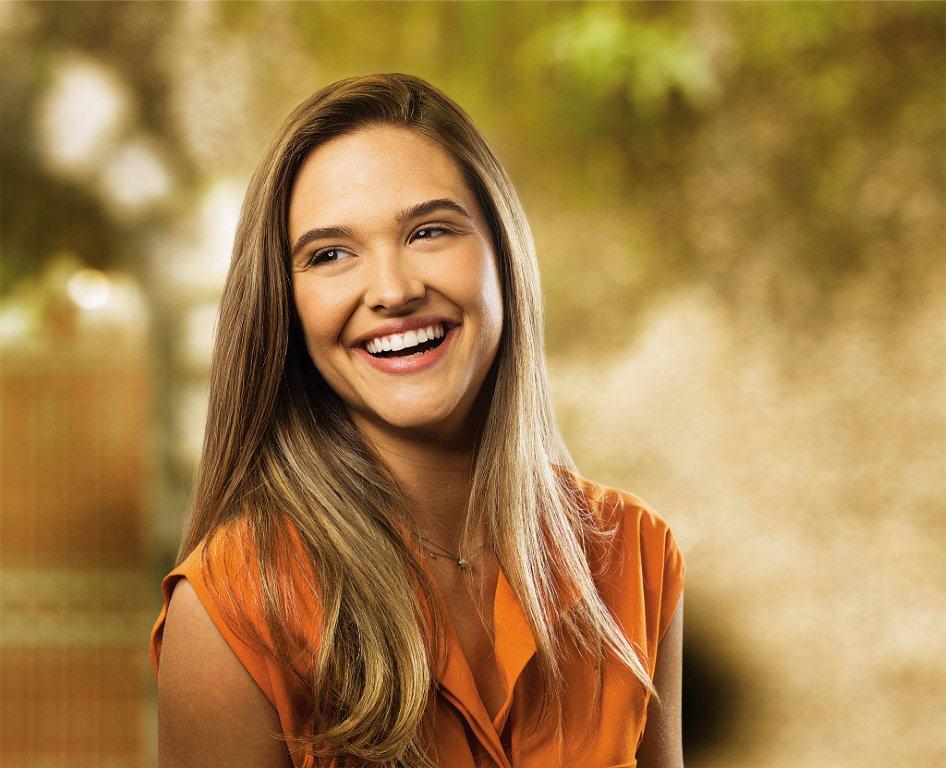 Atualmente na pele de Lili, Juliana Paiva conta: 'Às vezes, a Fatinha vem'
