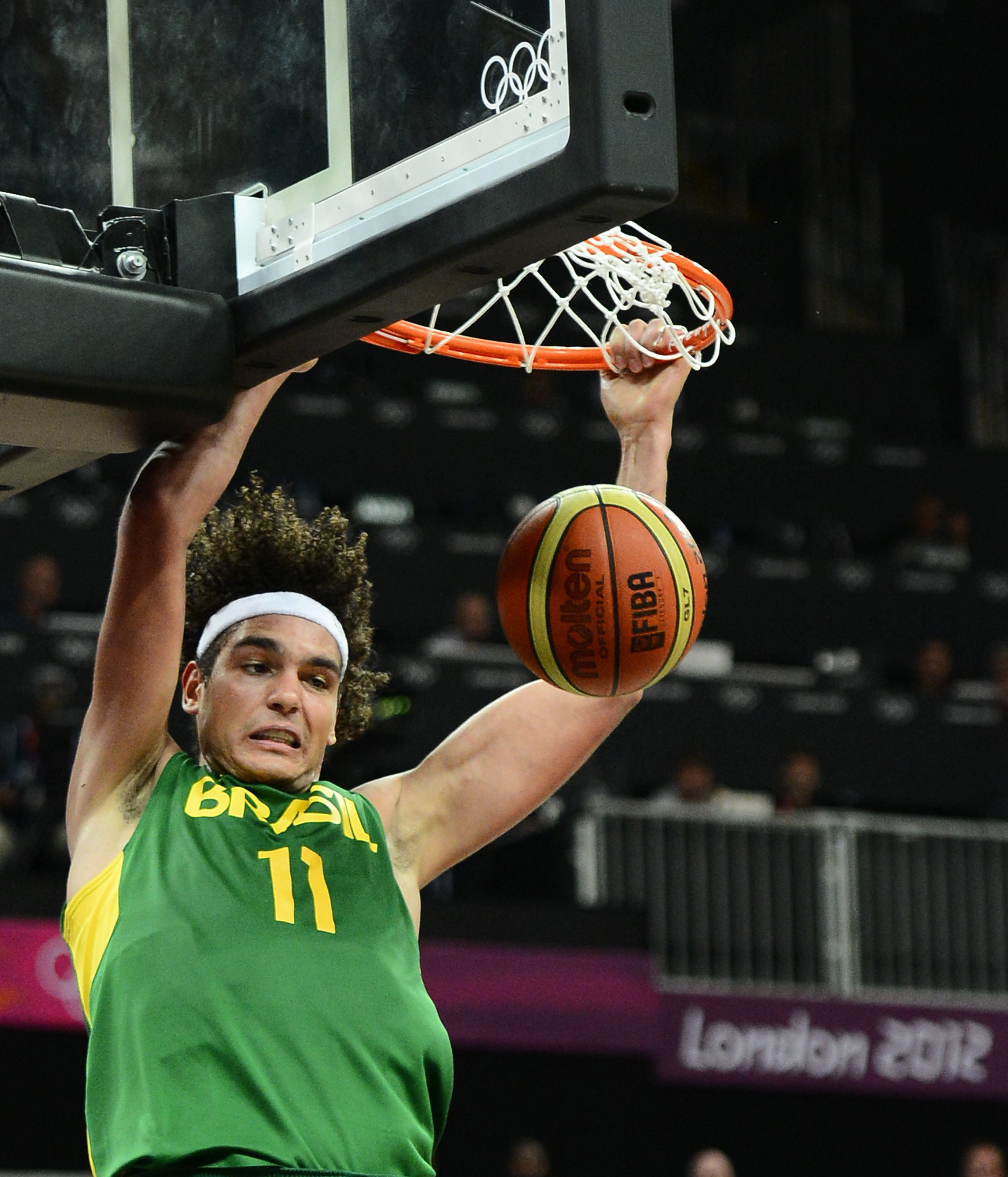 Brasil é ouro no basquete masculino e técnico Magnano chega ao primeiro  título com a seleção — Rede do Esporte