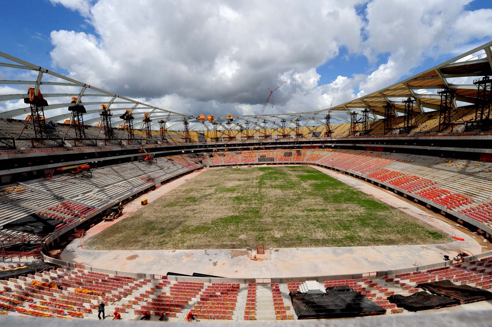 Obras na Arena da Amazônia chegam a 90% com conclusão de estrutura de cobertura