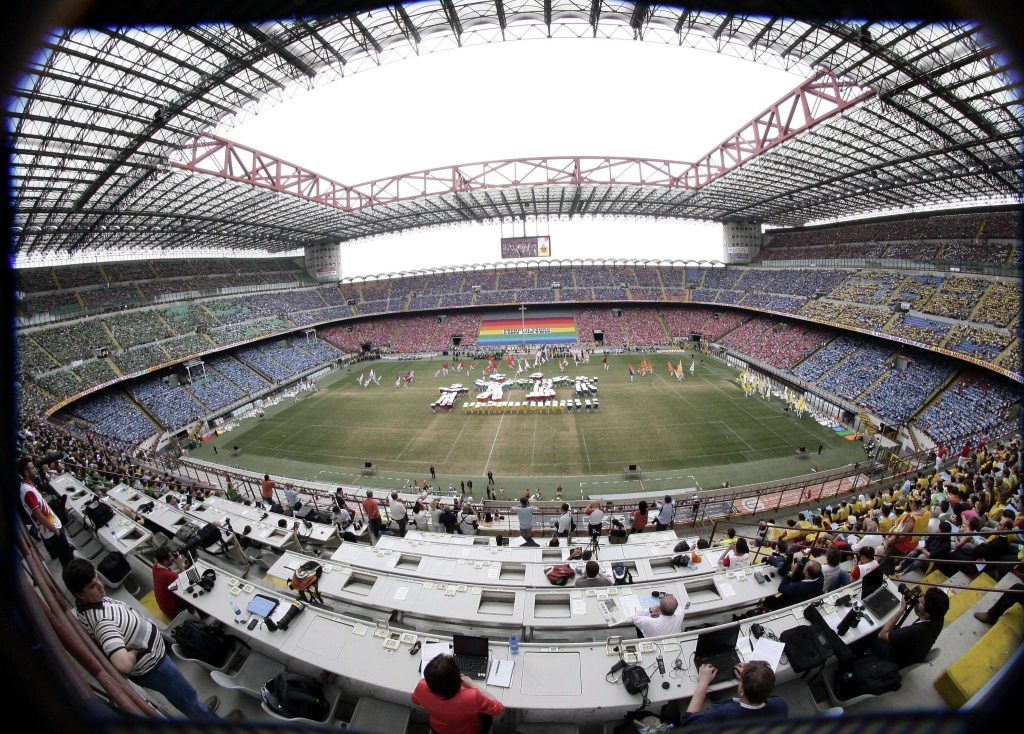 11º - San Siro (Milan e Inter de Milão) 