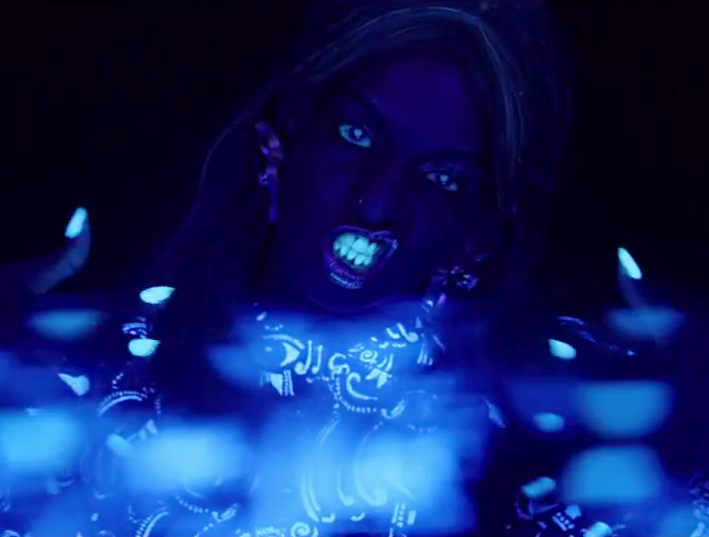 M.I.A. lança clipe colorido e hipnotizante para Y.A.L.A.