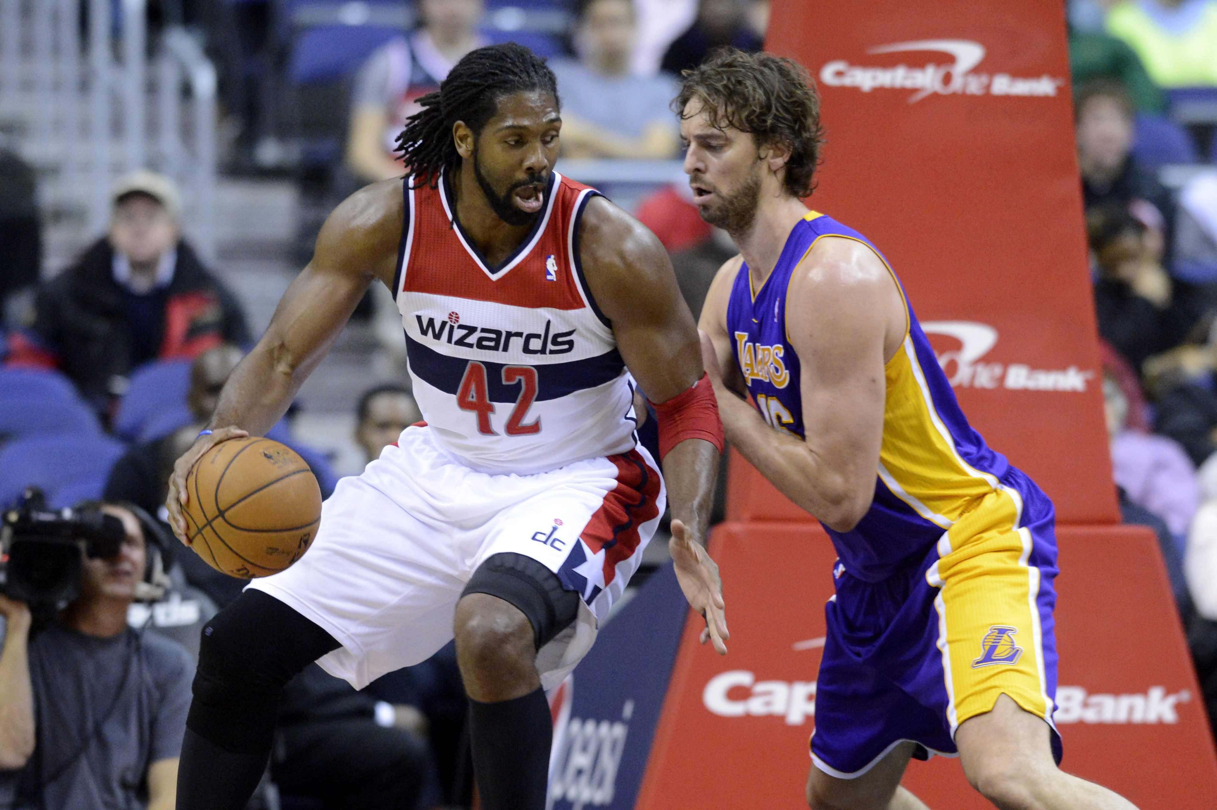 Nenê alcança marca histórica na NBA em vitória do Wizards sobre o Lakers