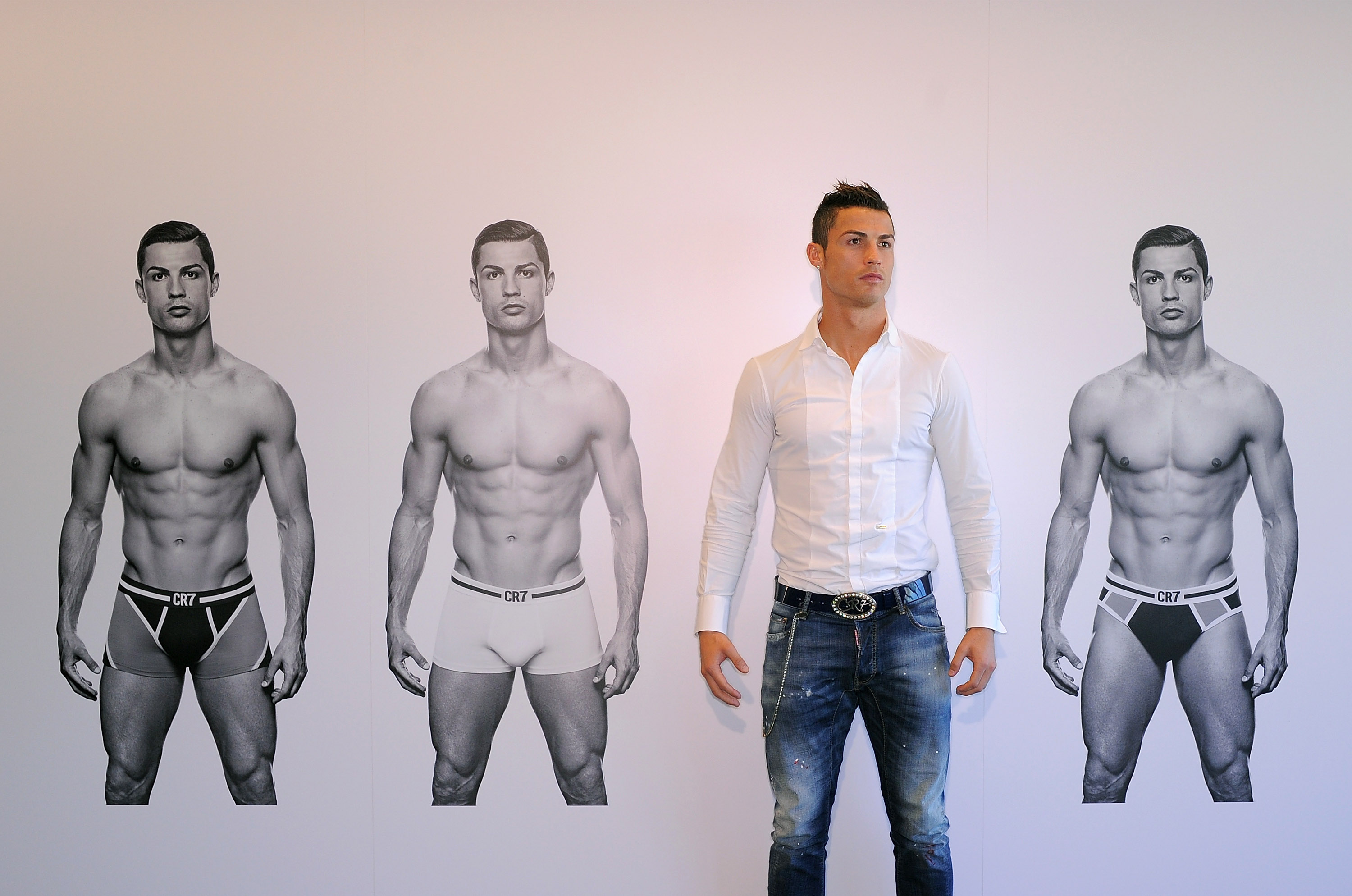 Cristiano Ronaldo revela que deve ir para a moda quando encerrar a carreira