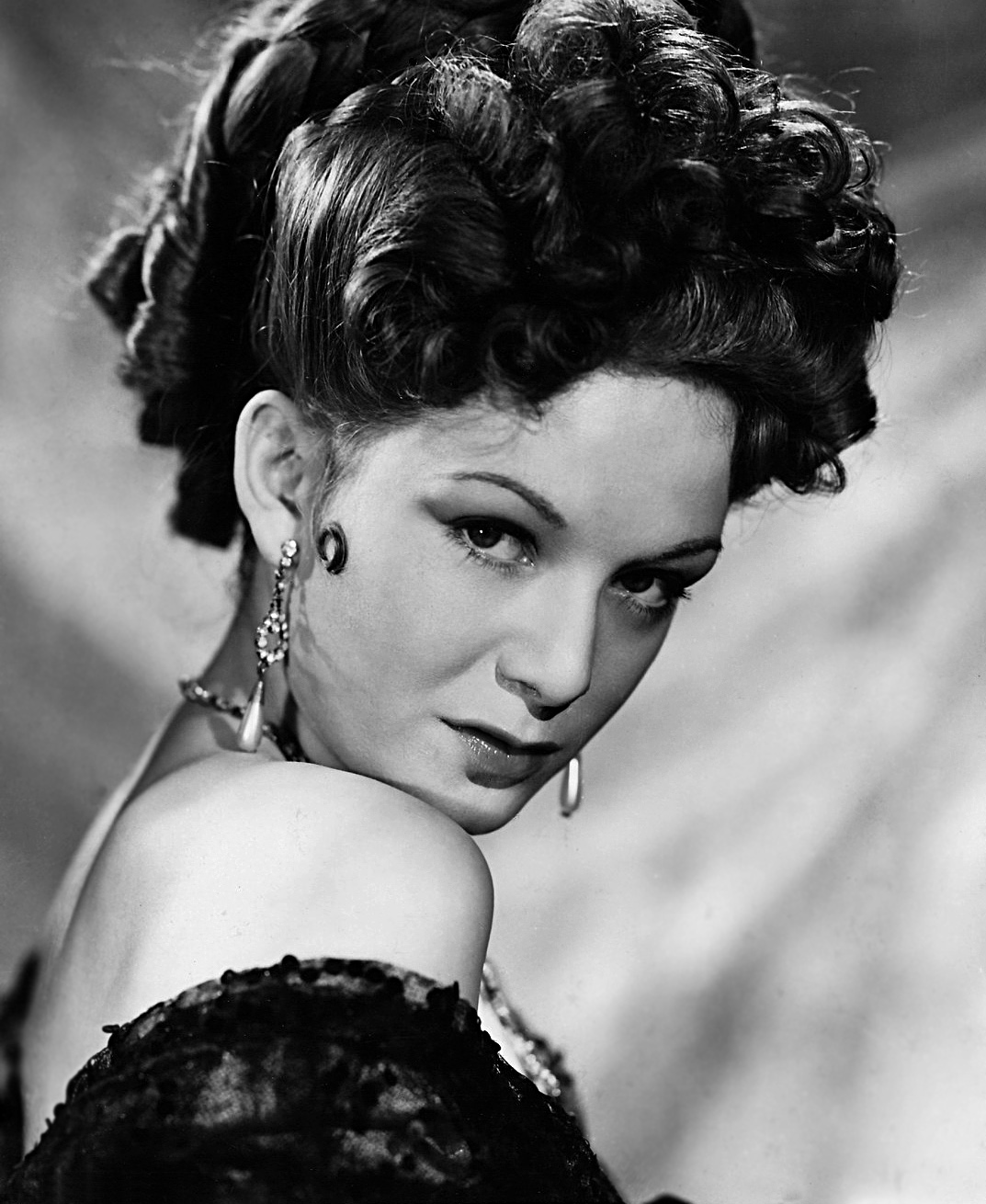 Morre aos 92 anos a atriz britânica Jean Kent