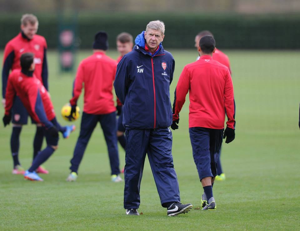 Técnico do Arsenal, Wenger acredita que Bola de Ouro ‘faz mal ao futebol’