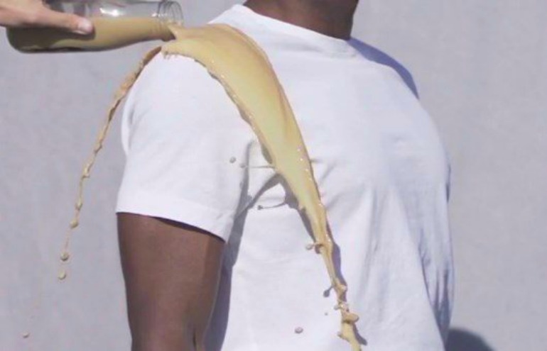 Camiseta de sílica repele qualquer tipo de líquido