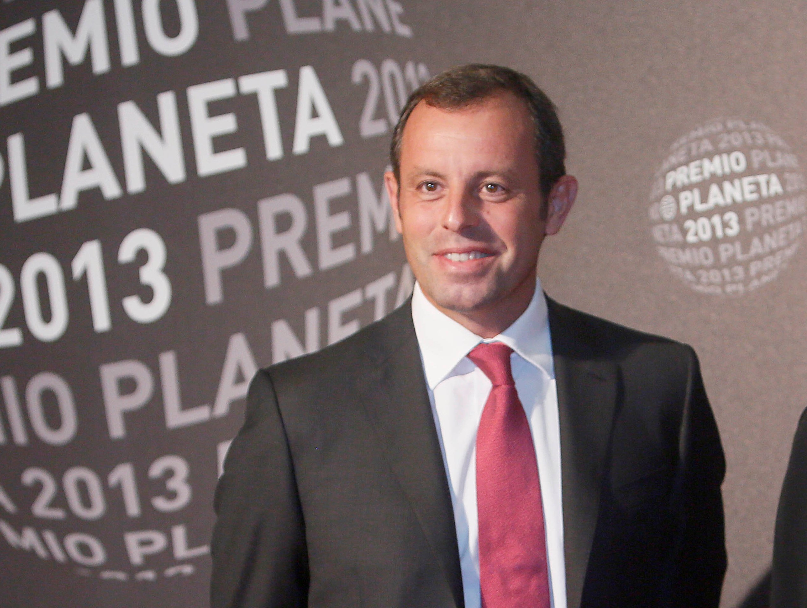 Presidente garante ser ‘extremamente difícil’ saída de Messi do Barcelona