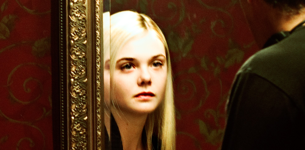 Aos 15 anos, Elle Fanning estrela curta sobre distúrbios alimentares