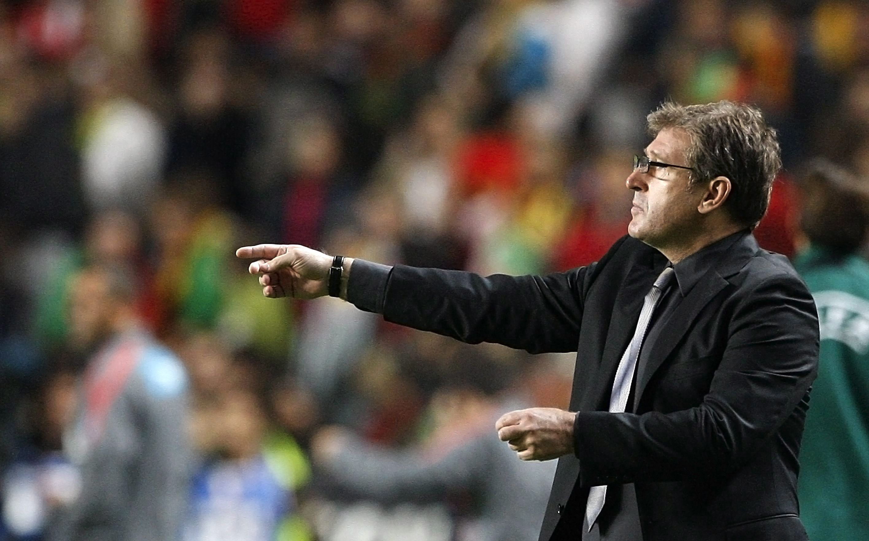 Técnico da Bósnia-Herzegovina proibirá jogadores de fazer sexo durante a Copa