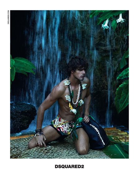 Marlon Teixeira é o rosto da campanha de verão 2014 da Dsquared2