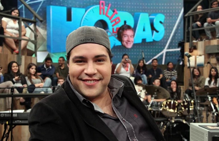 ‘Dá uma alegria de viver diferente’, diz Tiago Abravanel