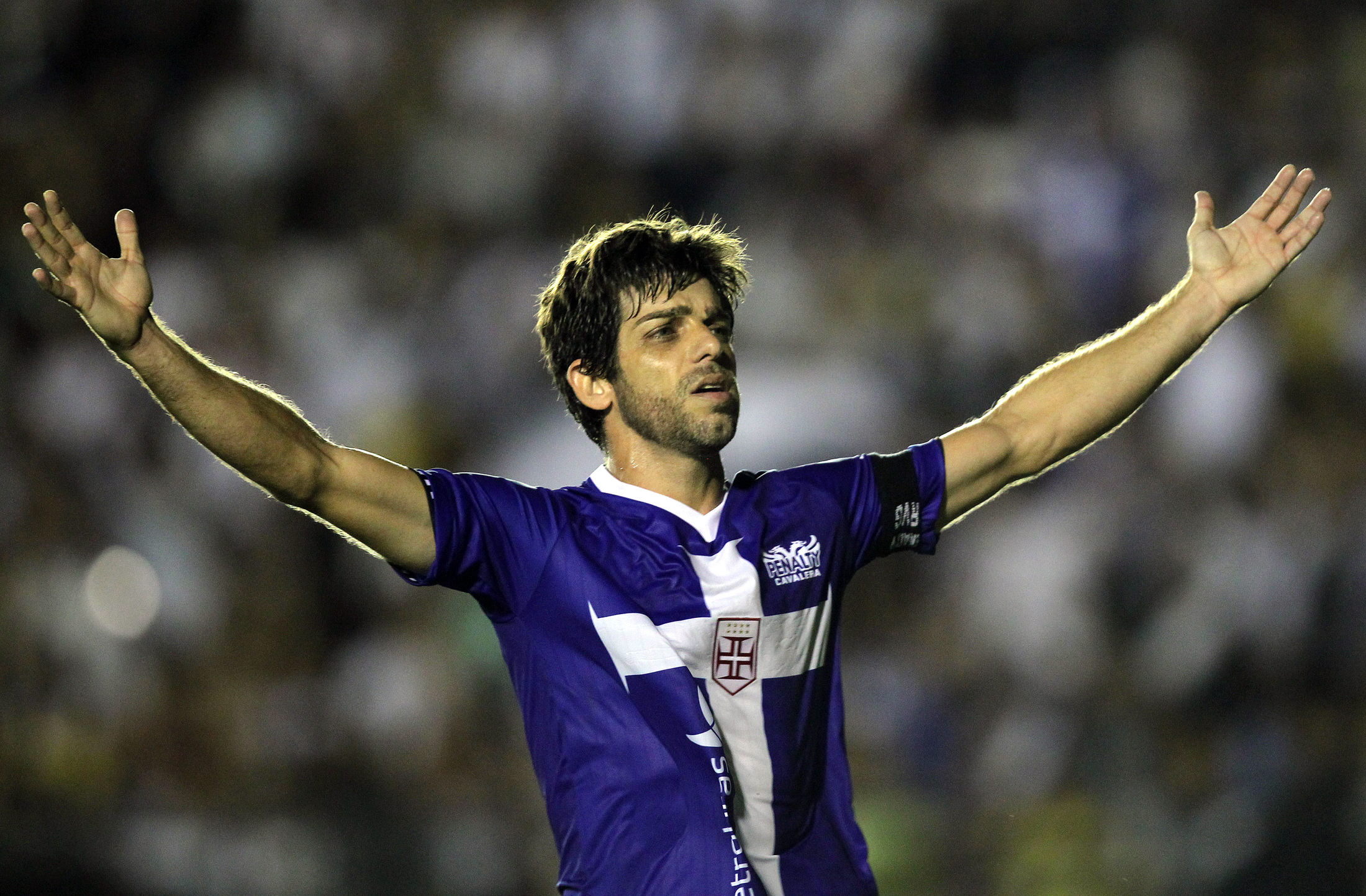Juninho Pernambucano revela plano de paralisações em jogos do Brasileirão