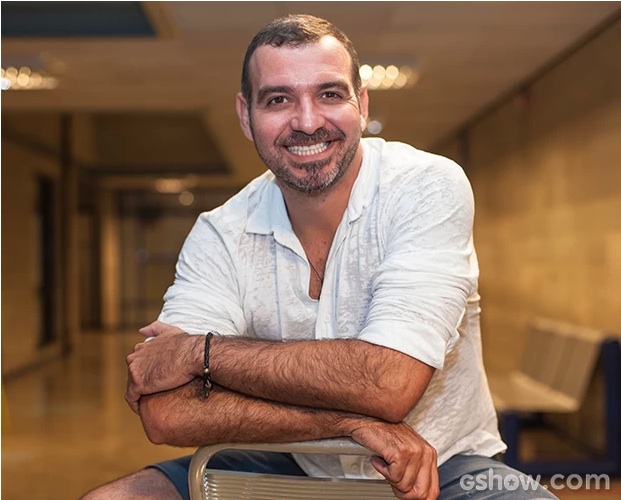Sexto eliminado do BBB14, Vagner disse que dentro da casa sentiu atração por João