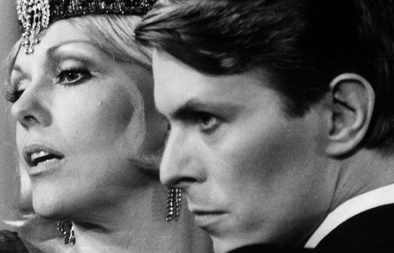 No filme, Bowie é Paul, um herói de guerra prussiano.